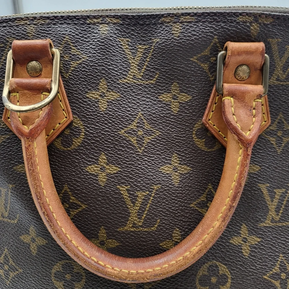 Louis Vuitton Monogram Alma PM,,, Authentic !!!